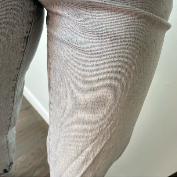 Vintage Fit Jeans - Picture 4 of 7